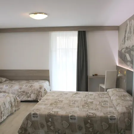 Hotel Villa Cima Undici-3